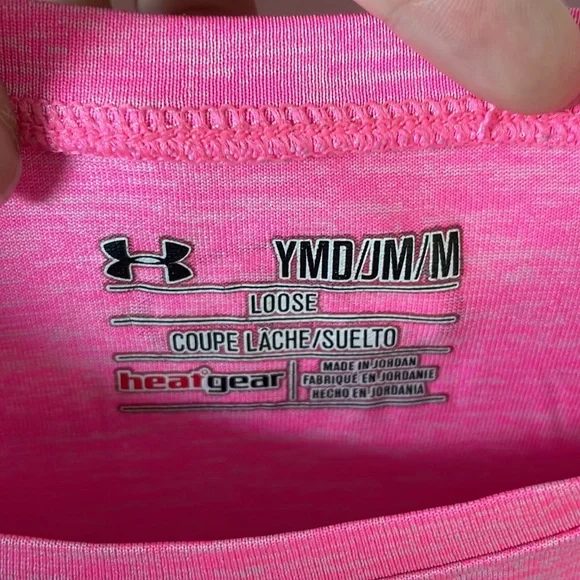 ☀️Donating Soon☀️Under Armour Shirt Size YM - Picture 3 of 5